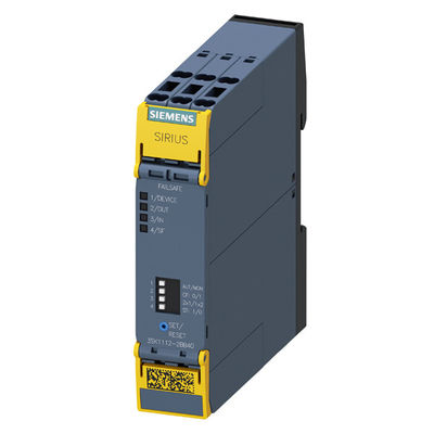3SK1112-2BB40 産業環境における安全を確保するための安全リレー基本装置
