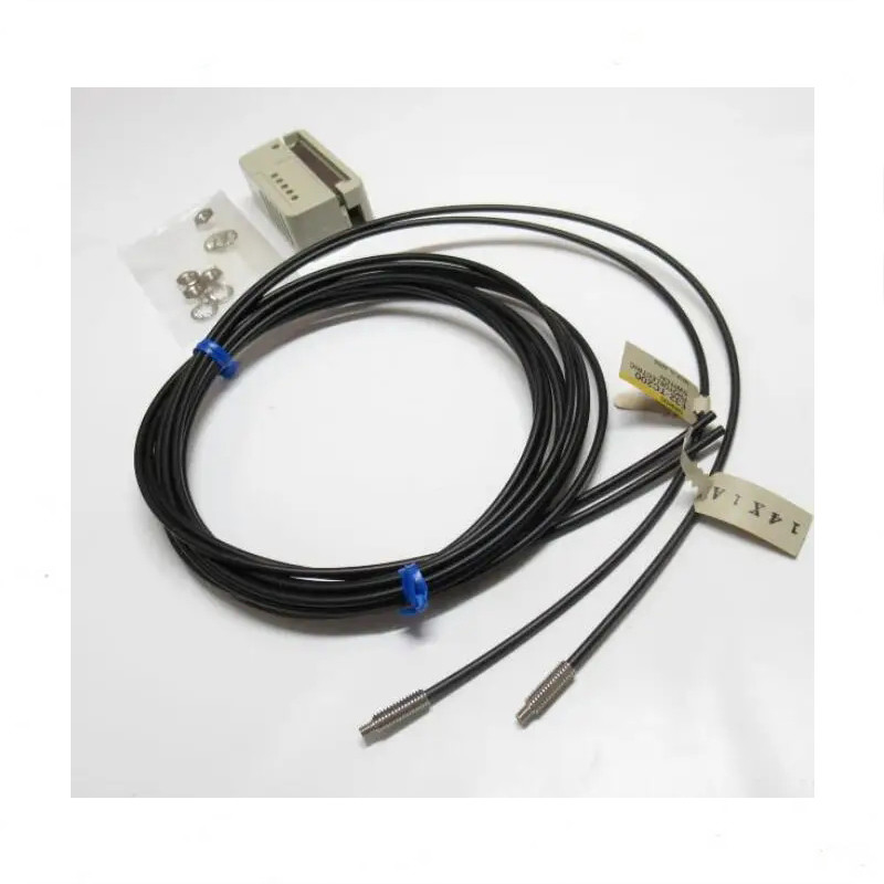 汎用的なE32-TC200 2M BY OMS 様々な産業用用光ファイバーセンサー