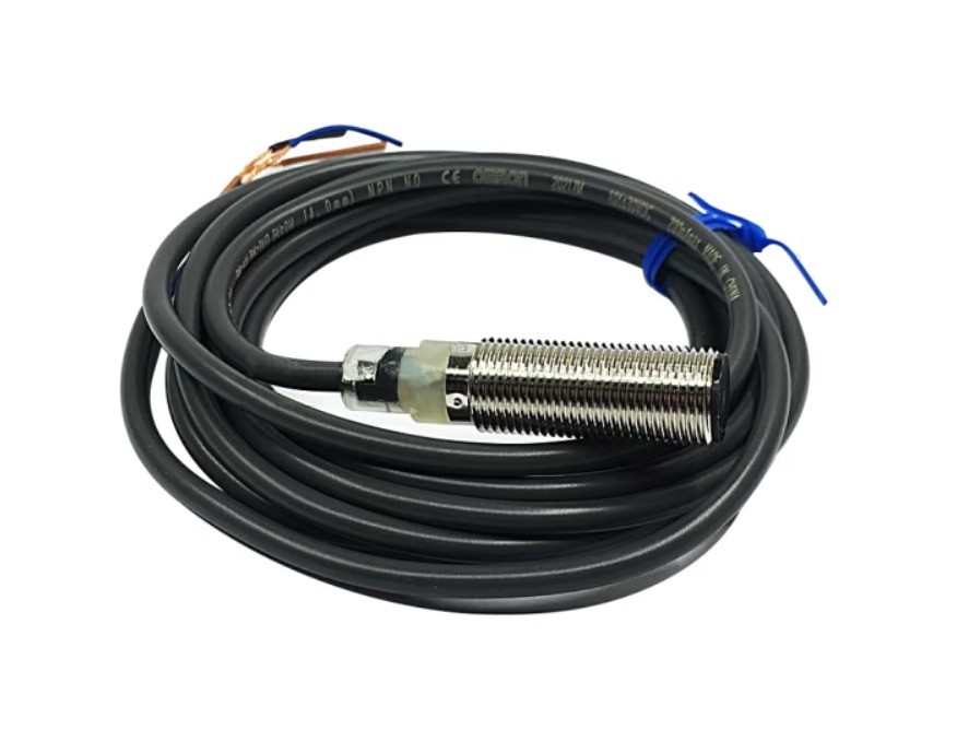 耐久性 E2B-S08KS02-WP-B1 2M OMS 産業機械用インダクティブ近感センサー