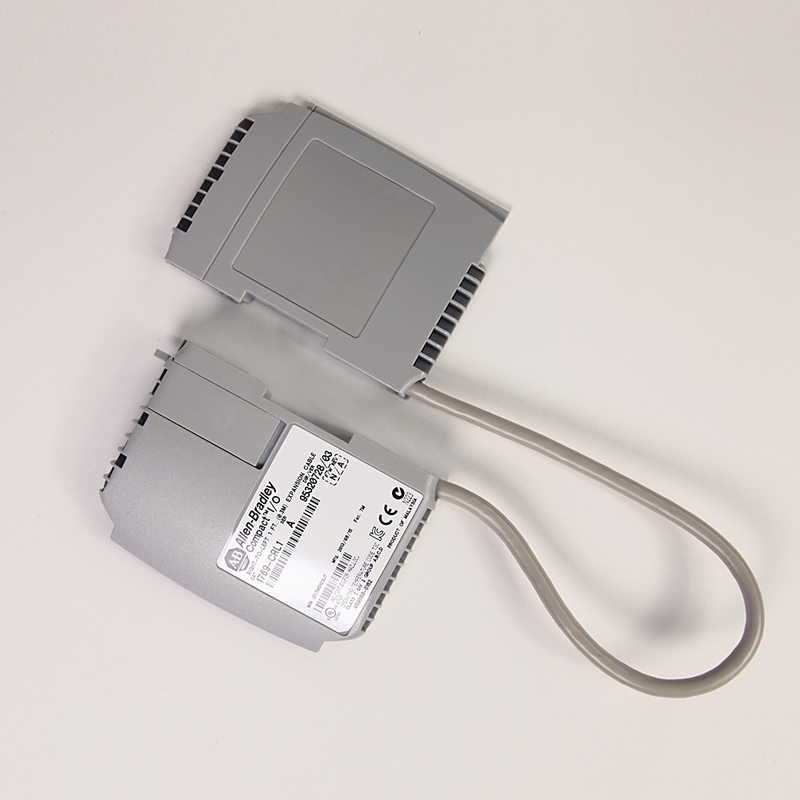 1769-CRL1 CMPLX 0.3 M 右から左にバス Expケーブル 究極の通信ソリューション